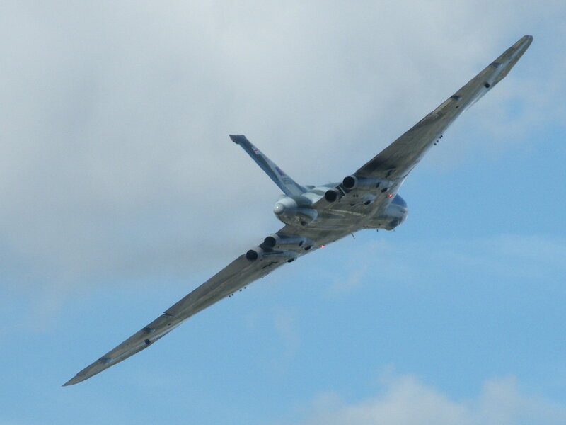 Vulcan Bomber Aircraft — Blue, Dynamic, Afternoon