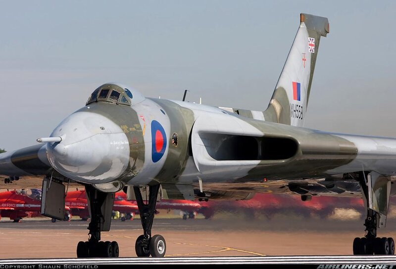 Vulcan Bomber Aircraft — Gray