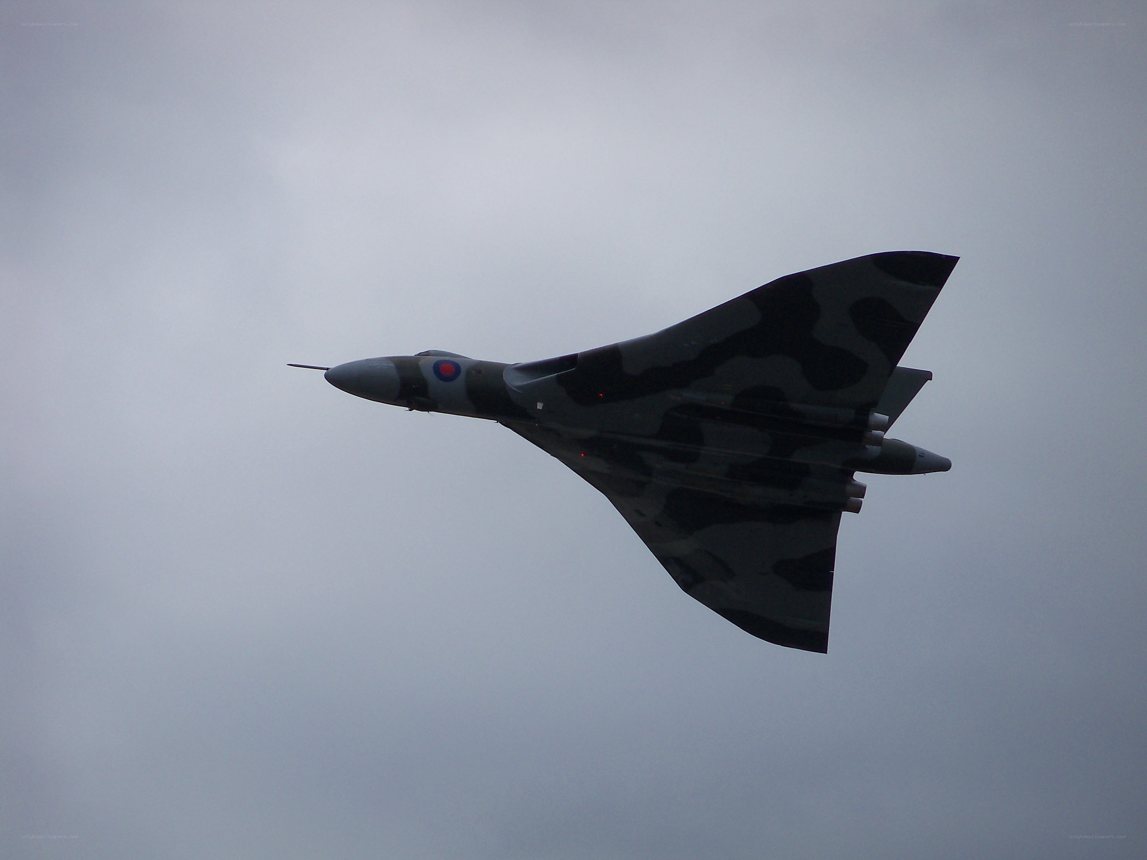 Vulcan bomber in flight