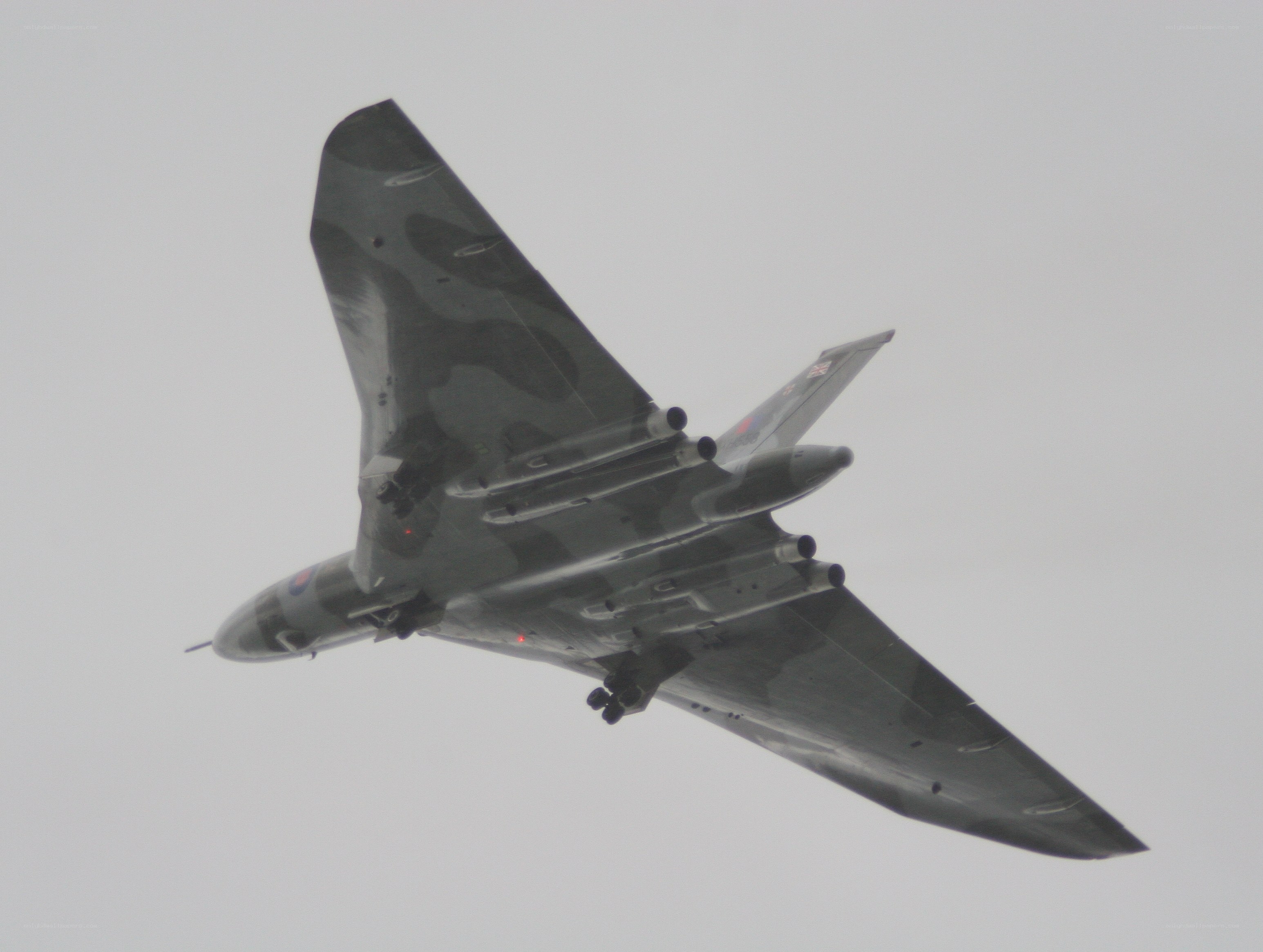 Vulcan bomber in flight