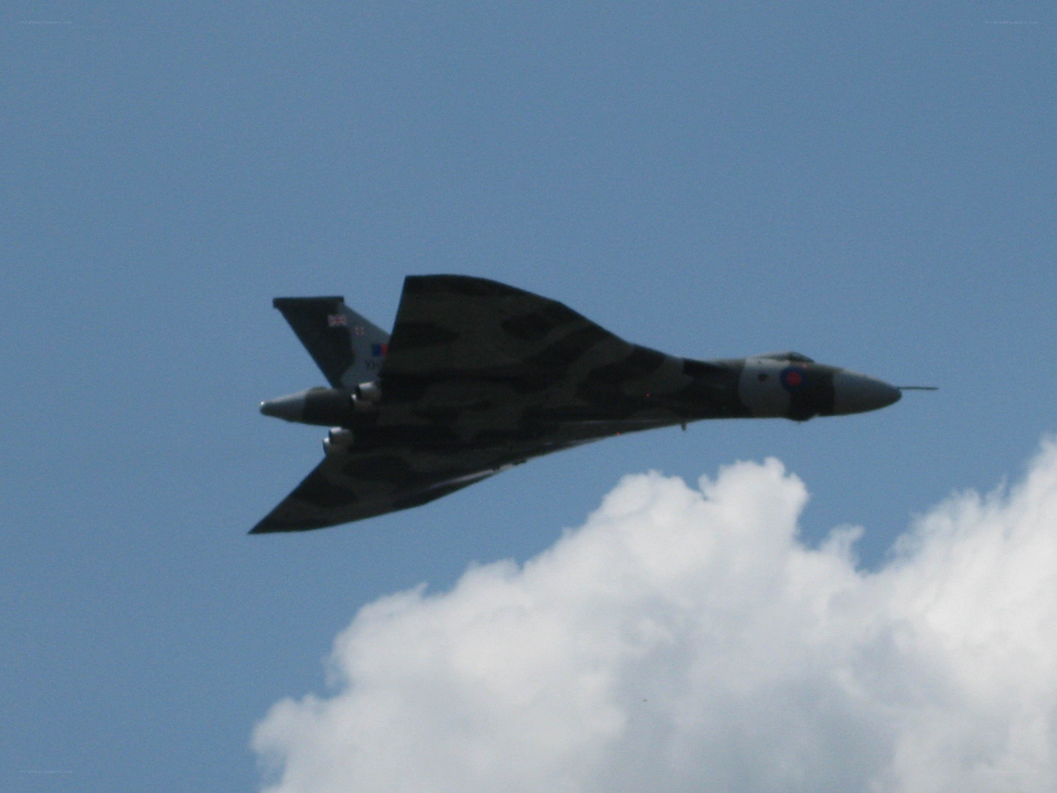 Vulcan bomber in flight