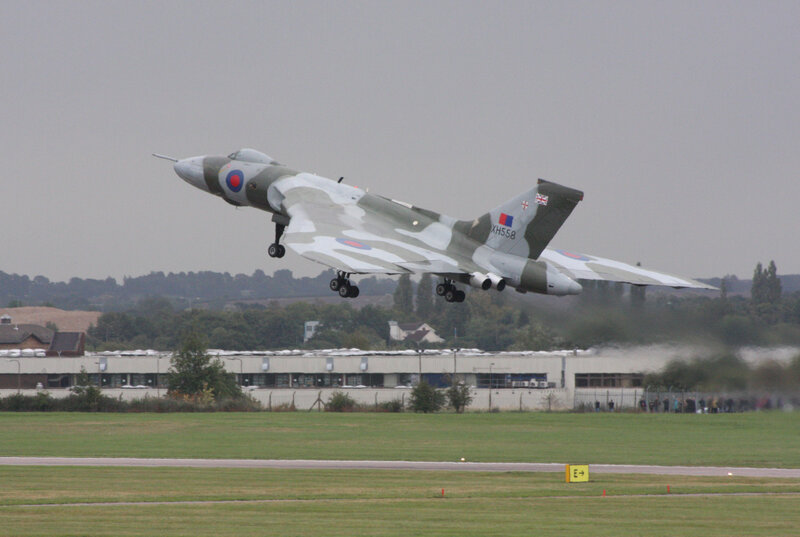 Vulcan Bomber Taking Off — Green