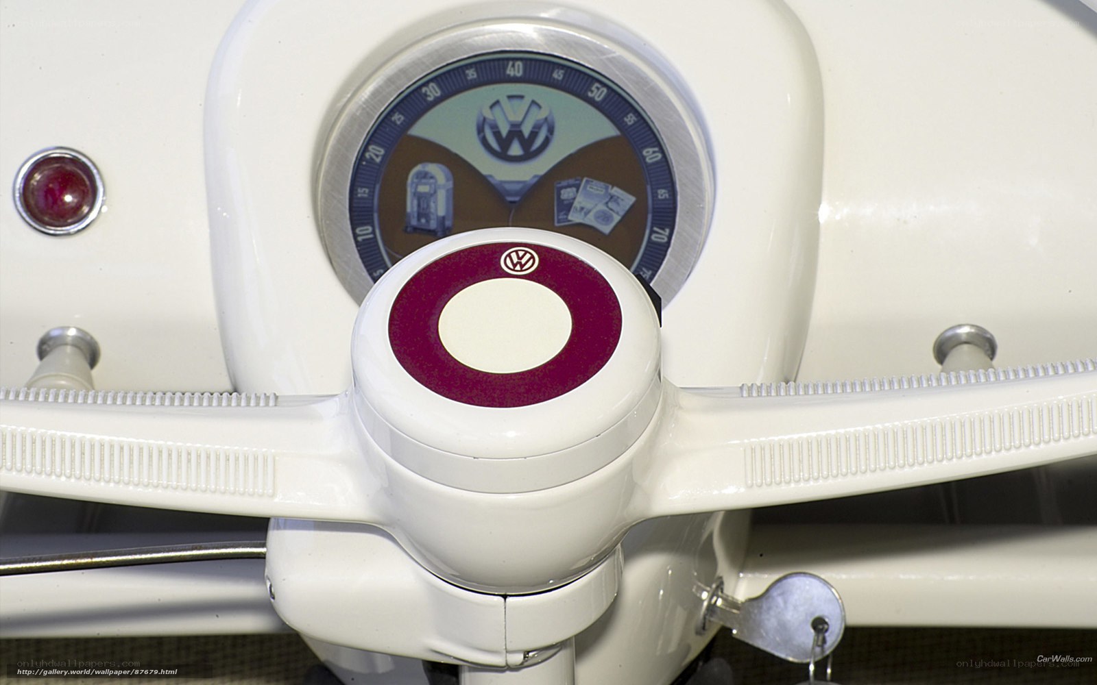 VW Beetle steering wheel and dashboard