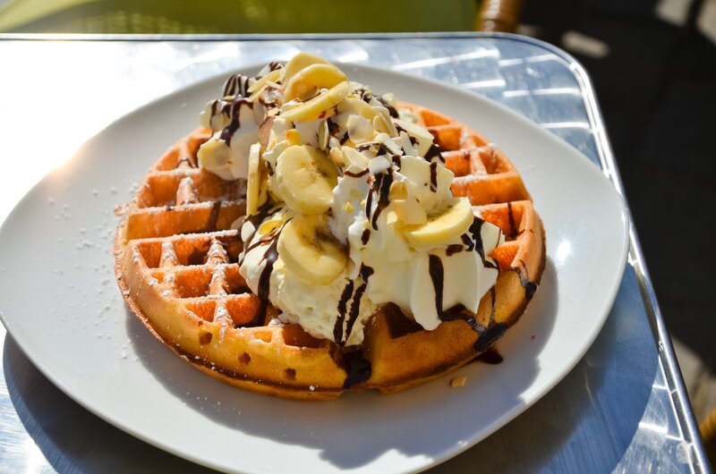 Waffle with Bananas