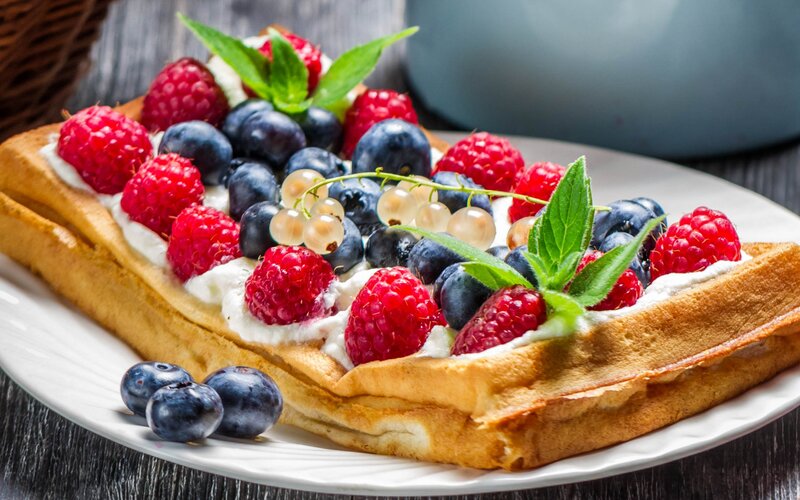 Waffle with Berries