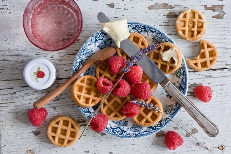 Waffles with Raspberries — Blue