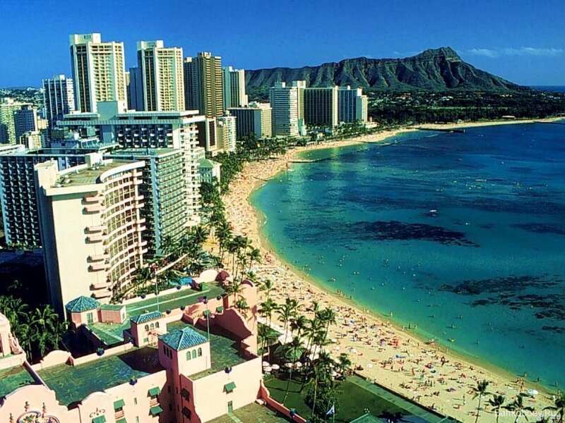 Waikiki Beach with Diamond Head