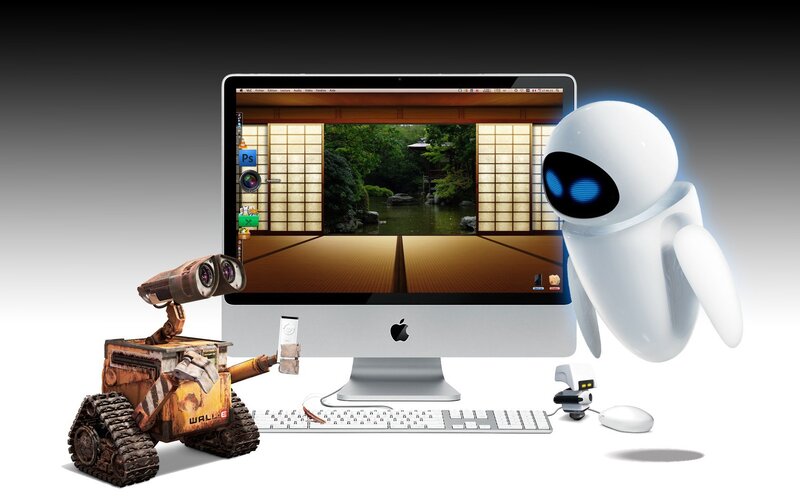 Wall-E and Eve with iMac