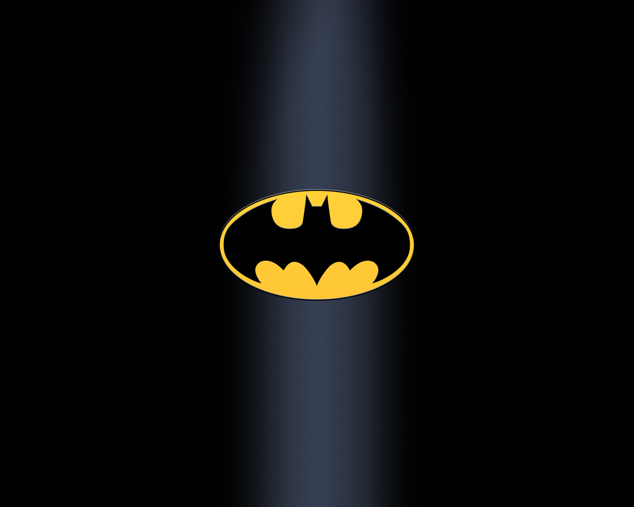Знак Бэтмена на черном фоне