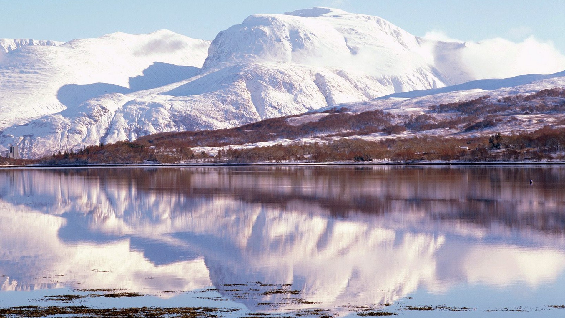 The highest mountain in britain. Бен-Невис Шотландия. Гора Ben Nevis. Шотландская гора Бен Невис. Бен-Невис Шотландия фото.