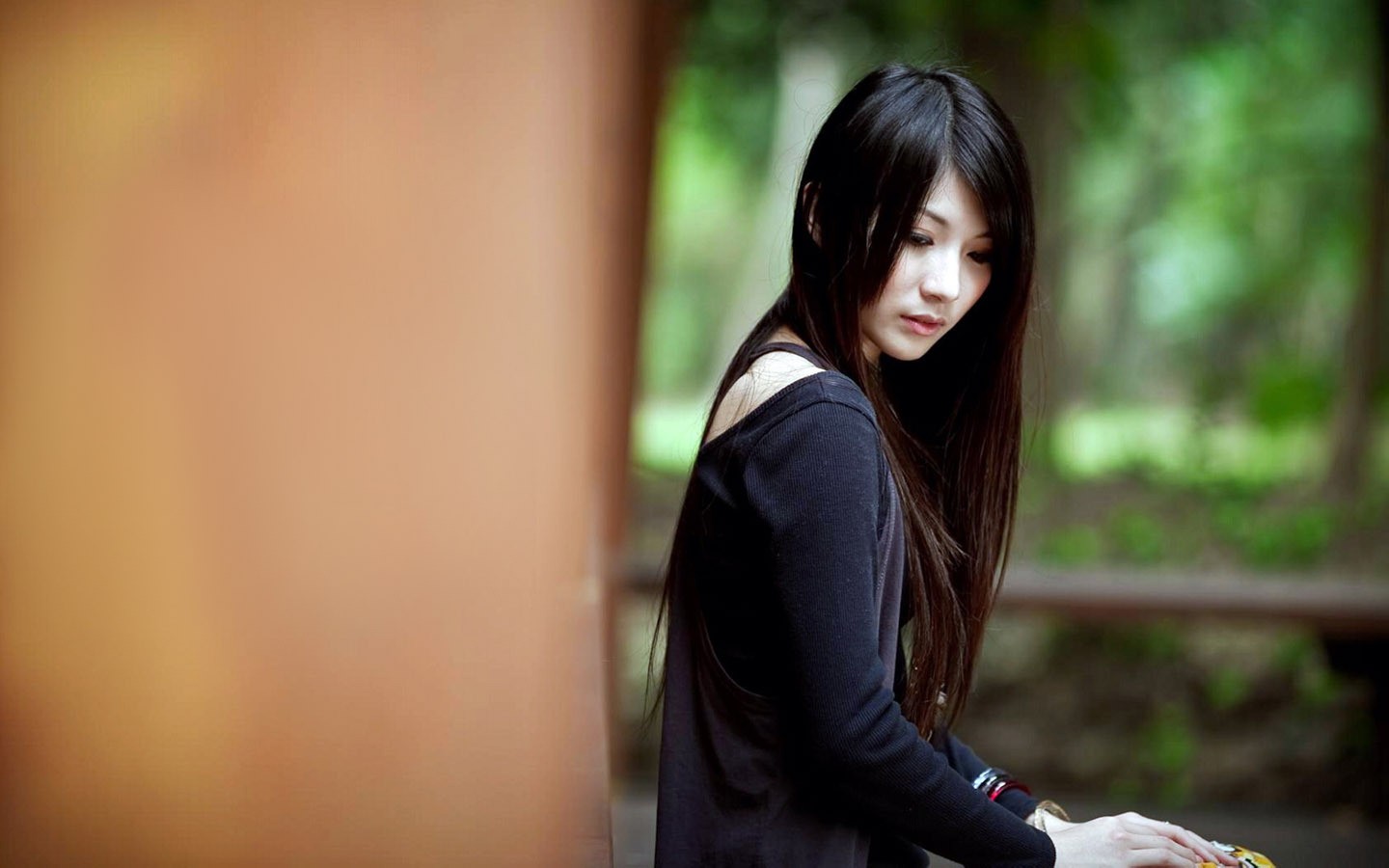 Woman Japanese sitting asians long hair black hair.