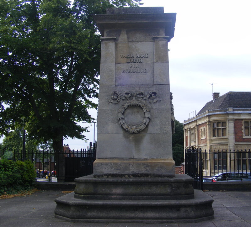 war memorial in evermore