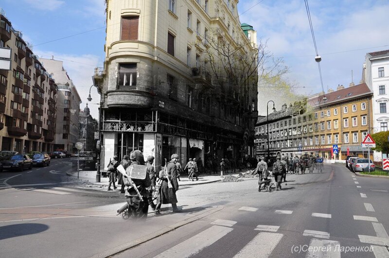 War soldiers on city street
