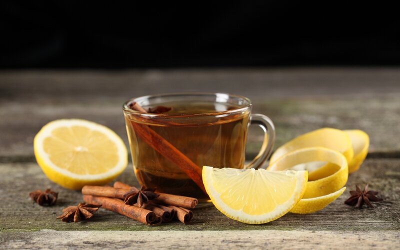 warm tea with lemon and spices
