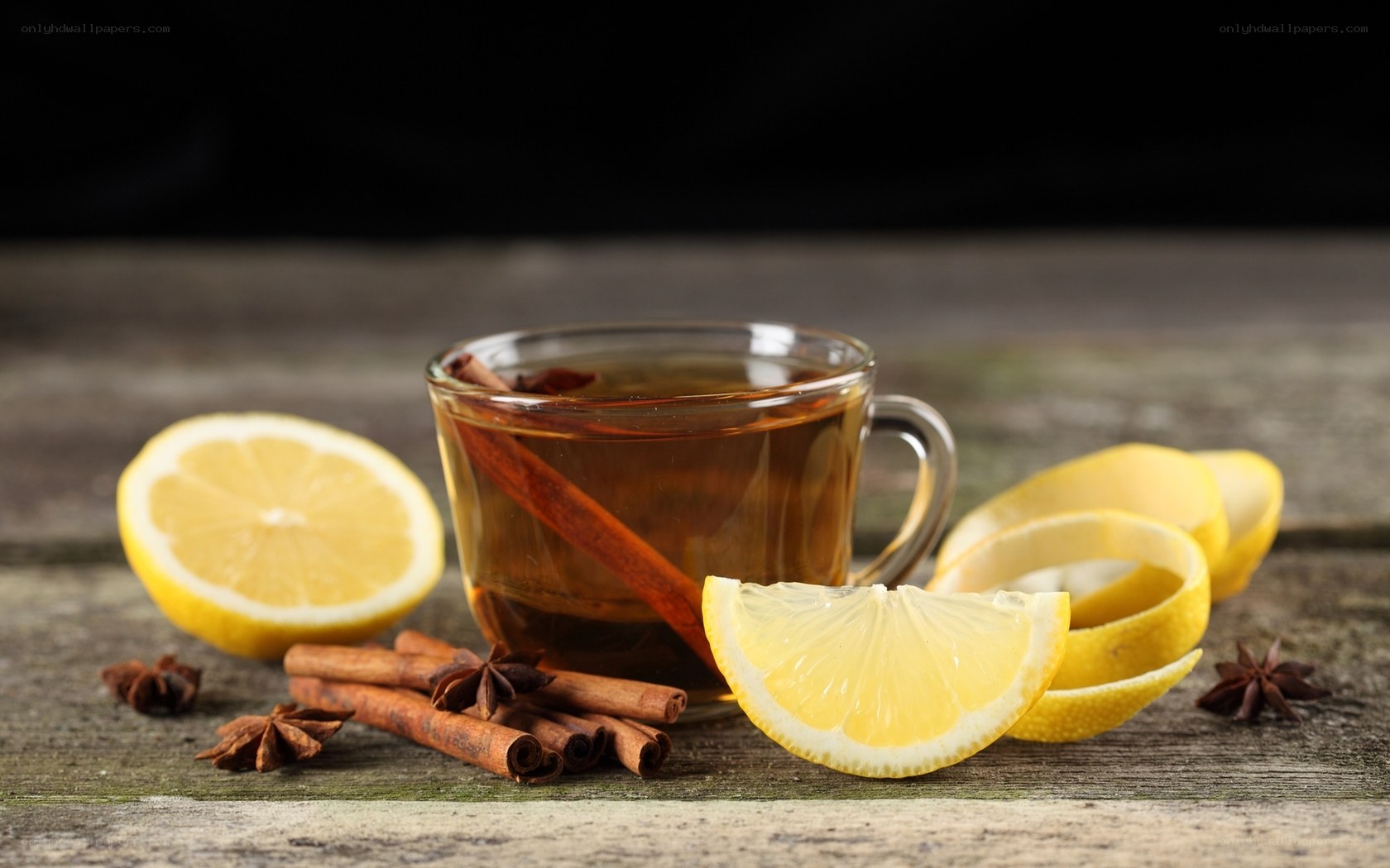 warm tea with lemon and spices