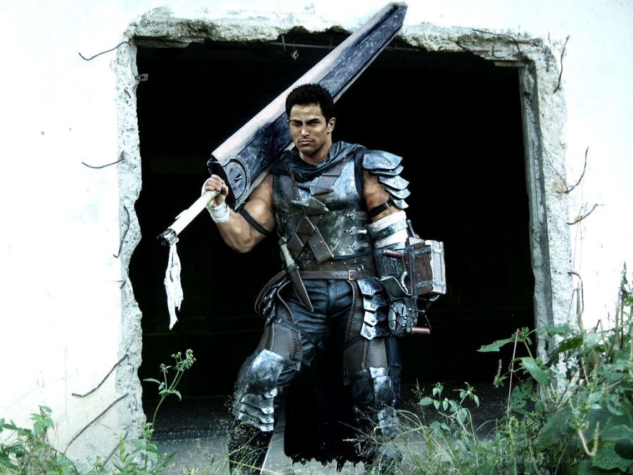 Warrior with giant sword