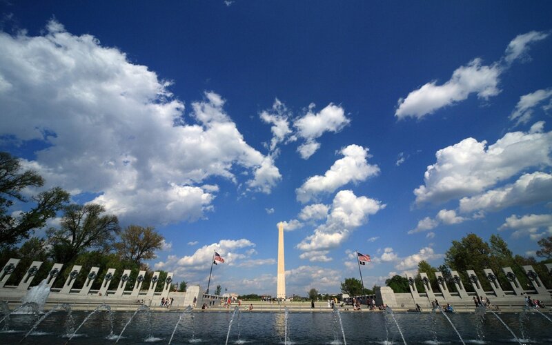 Washington Monument on a sunny day