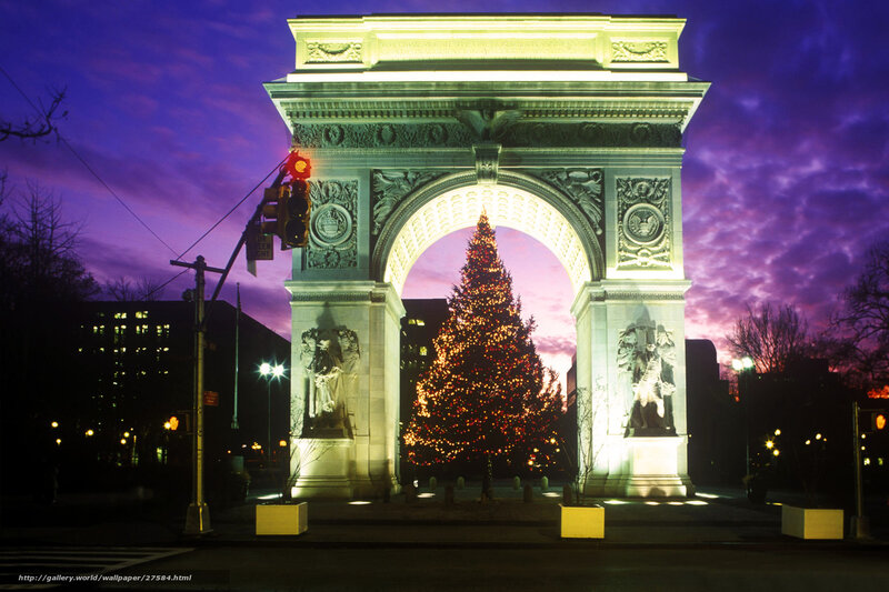 Washington Square Arch at dusk