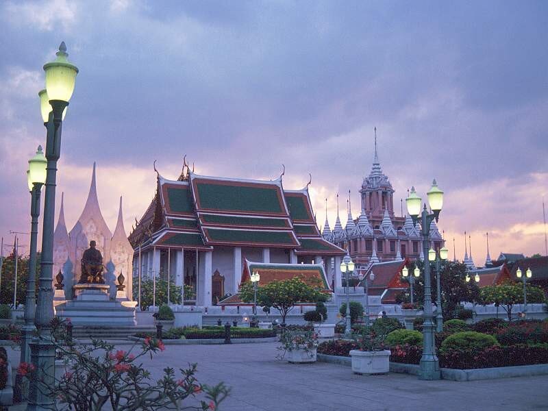 Wat Pho temple at dusk