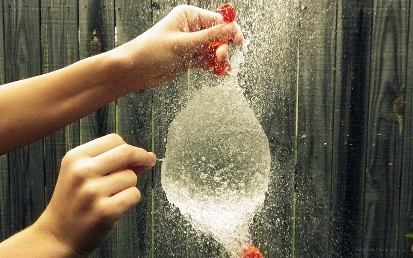 Water balloon bursting