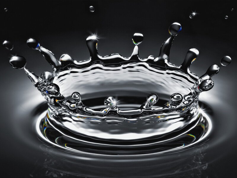 Water Crown Splash — Black