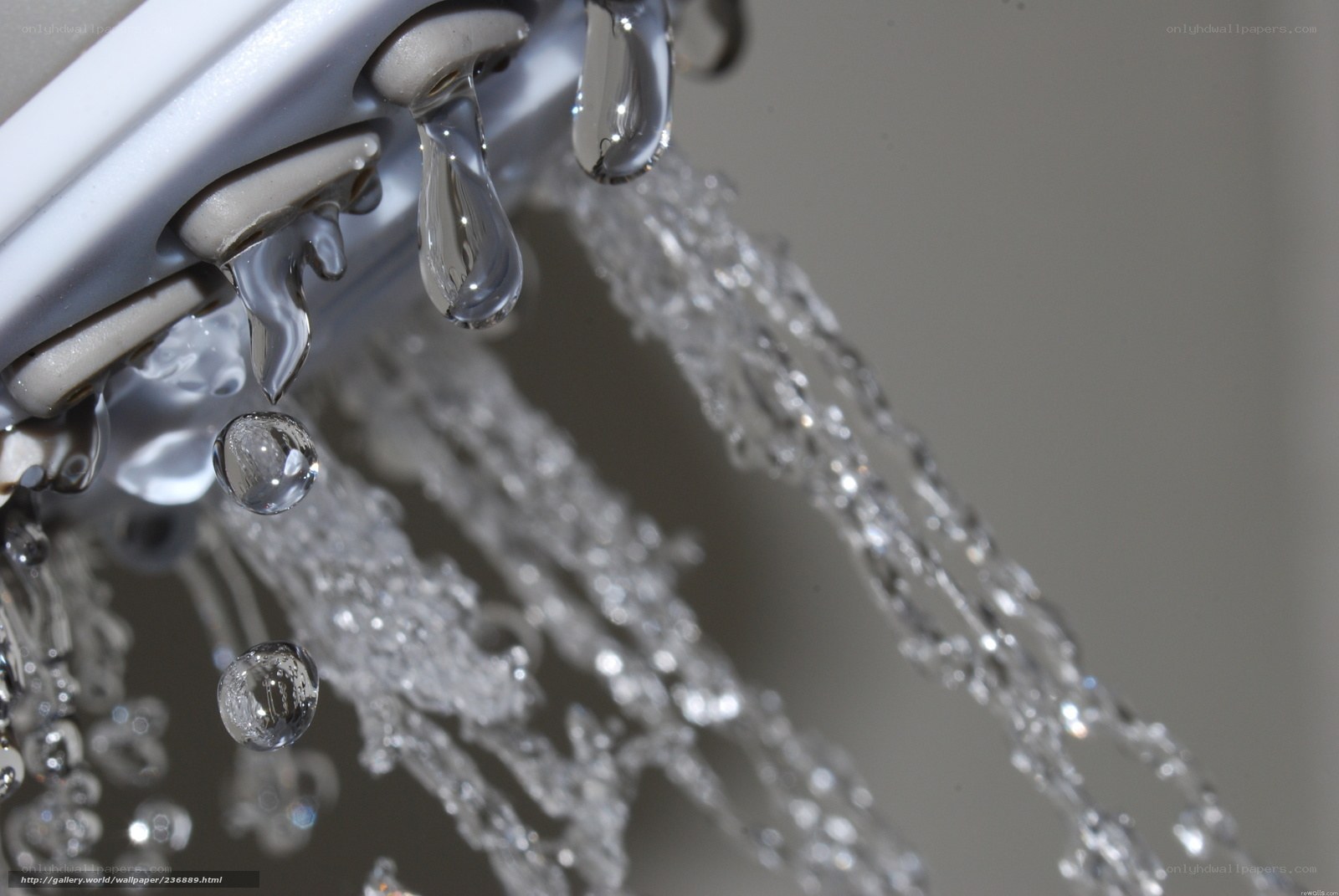 Water dripping from showerhead