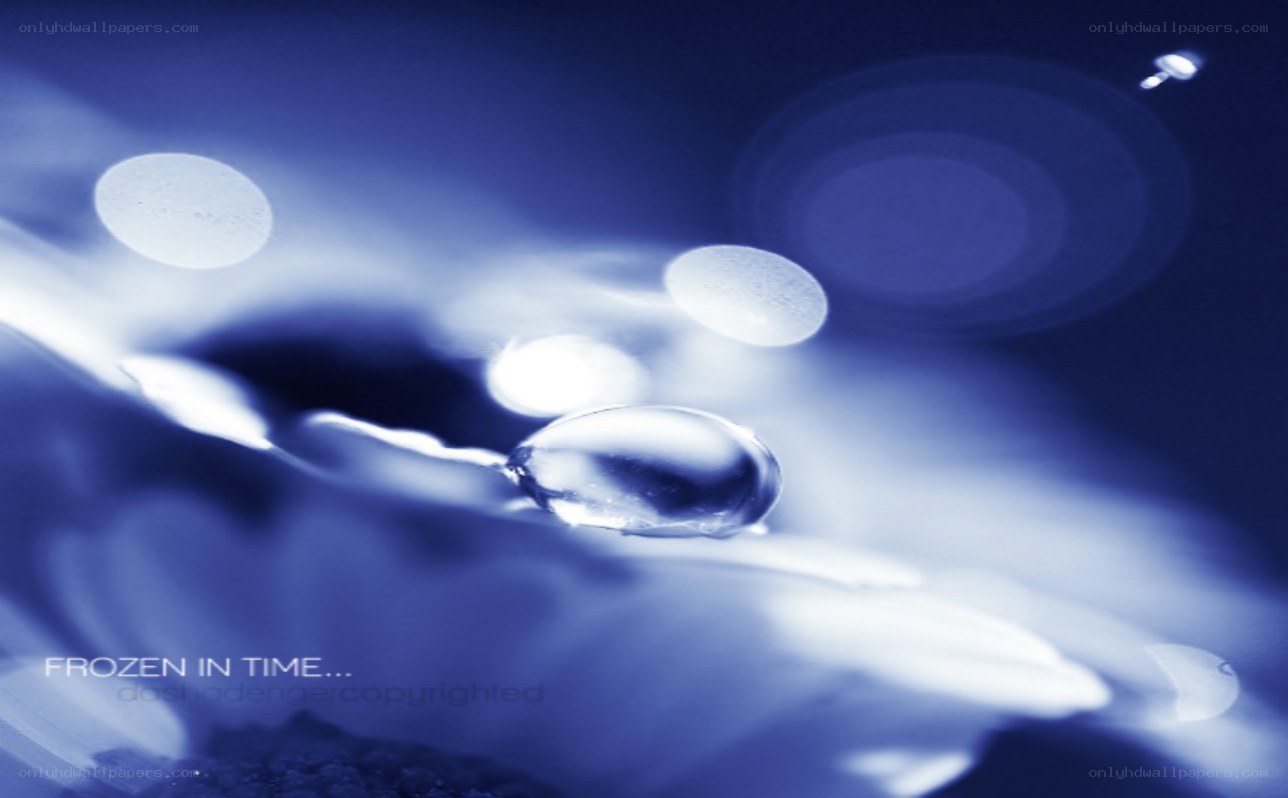 Water drop frozen in time