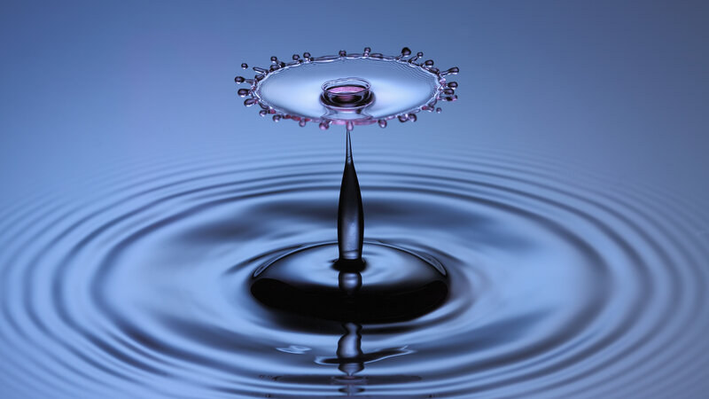 Water drop impact formation