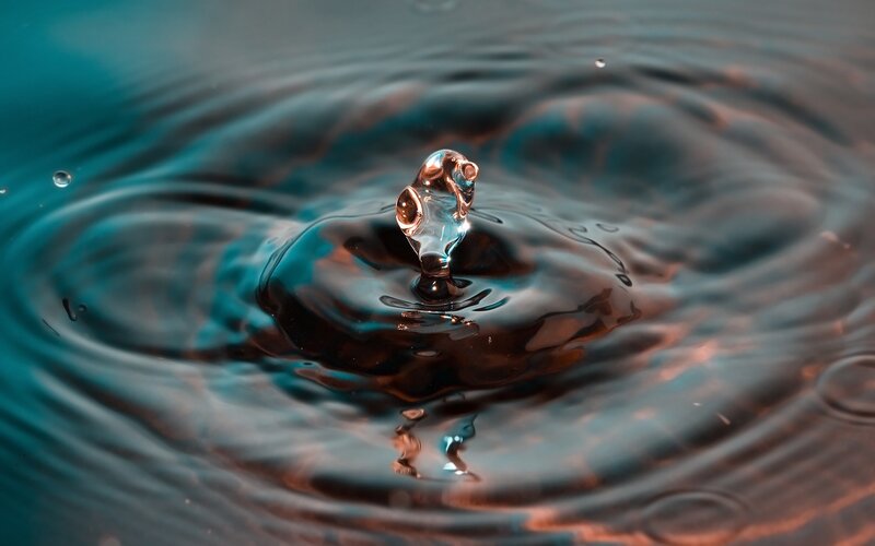 Water drop ripple effect