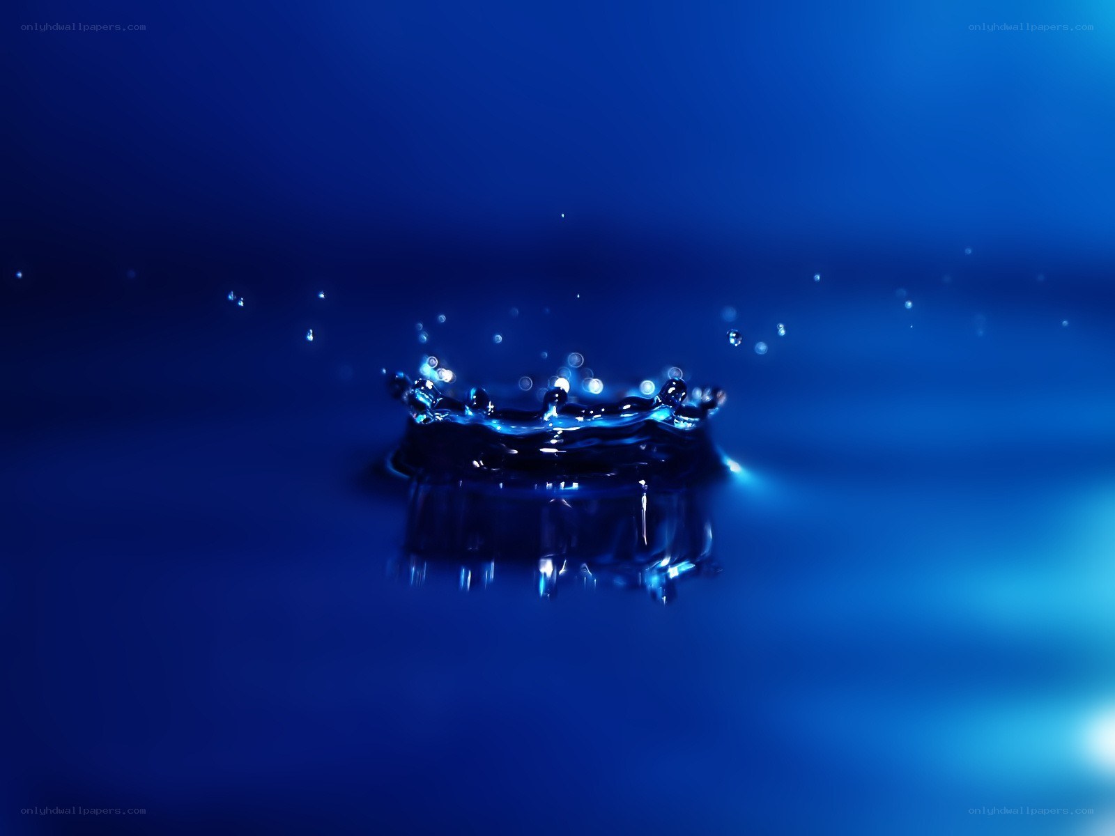 Water drop splash crown