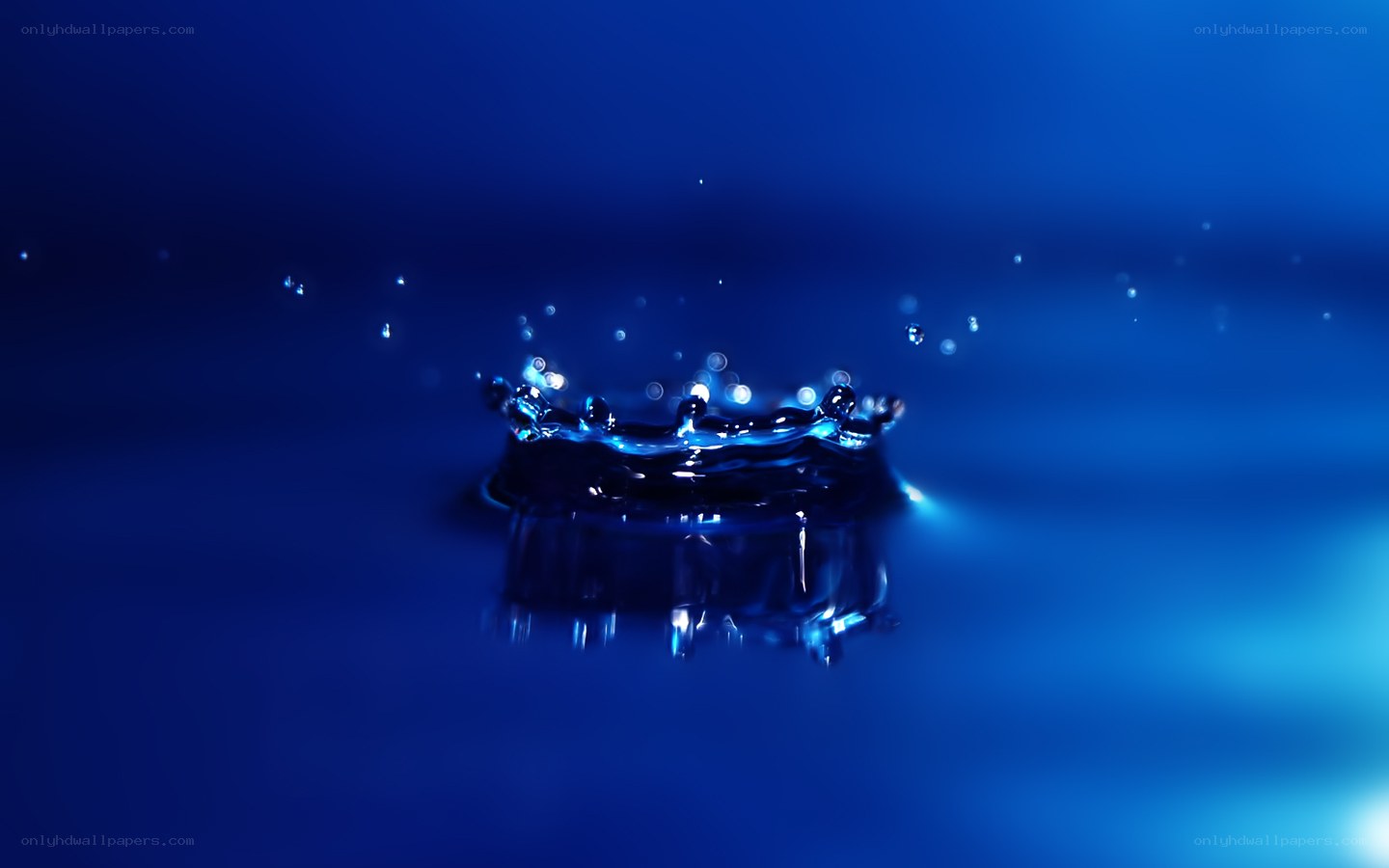 Water drop splash crown