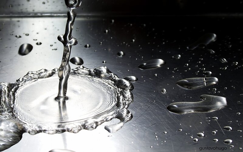 Water droplet impact on metal