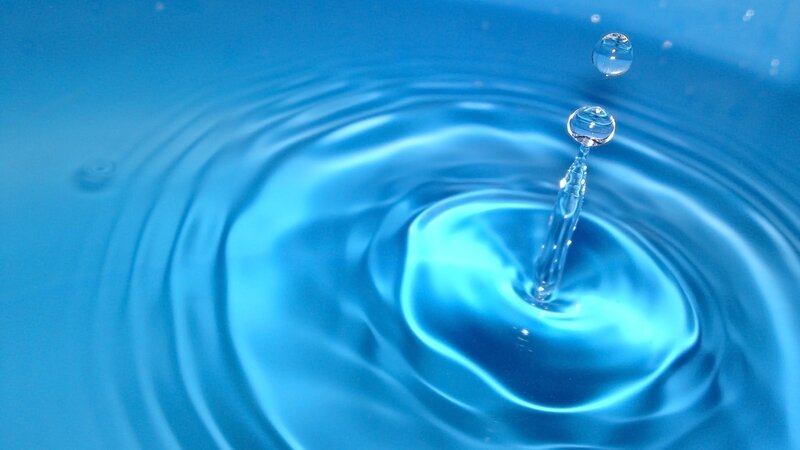 Water Droplet Splash — Reflection