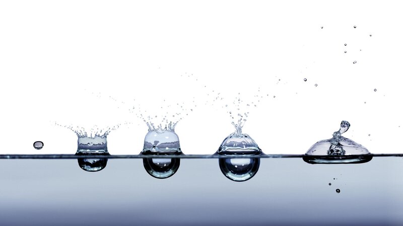 Water droplet splashes