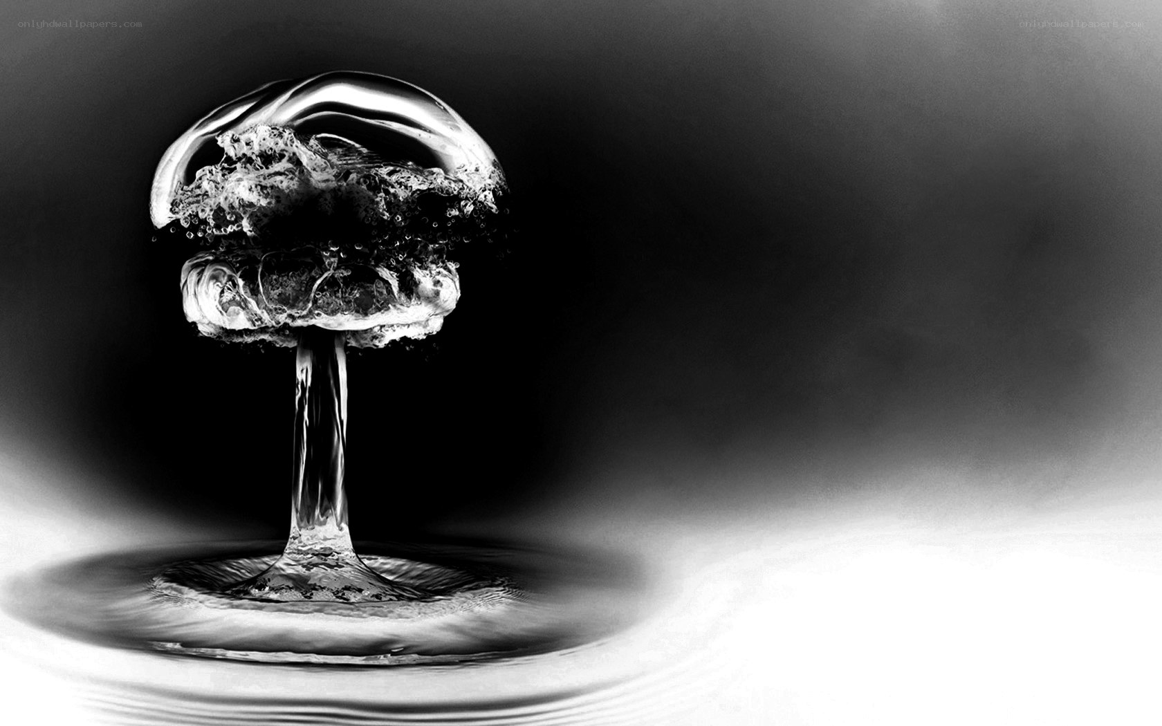 Water explosion mushroom cloud