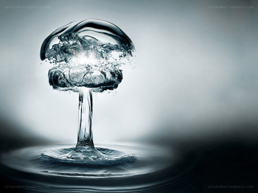 Water explosion mushroom cloud