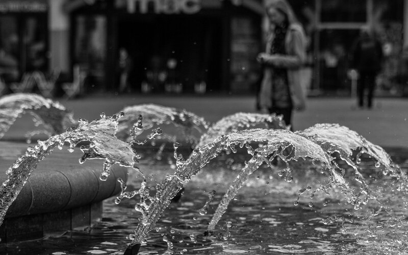Water fountain in city square