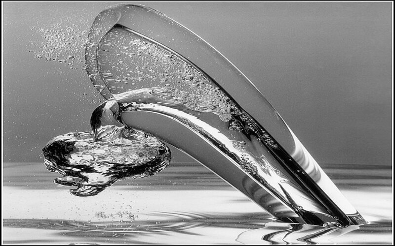 Water splashing from a faucet