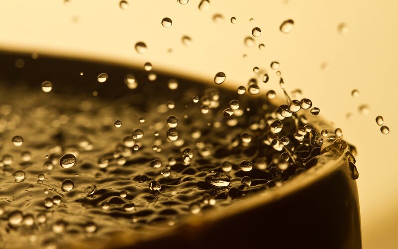 Water Splashing in Cup