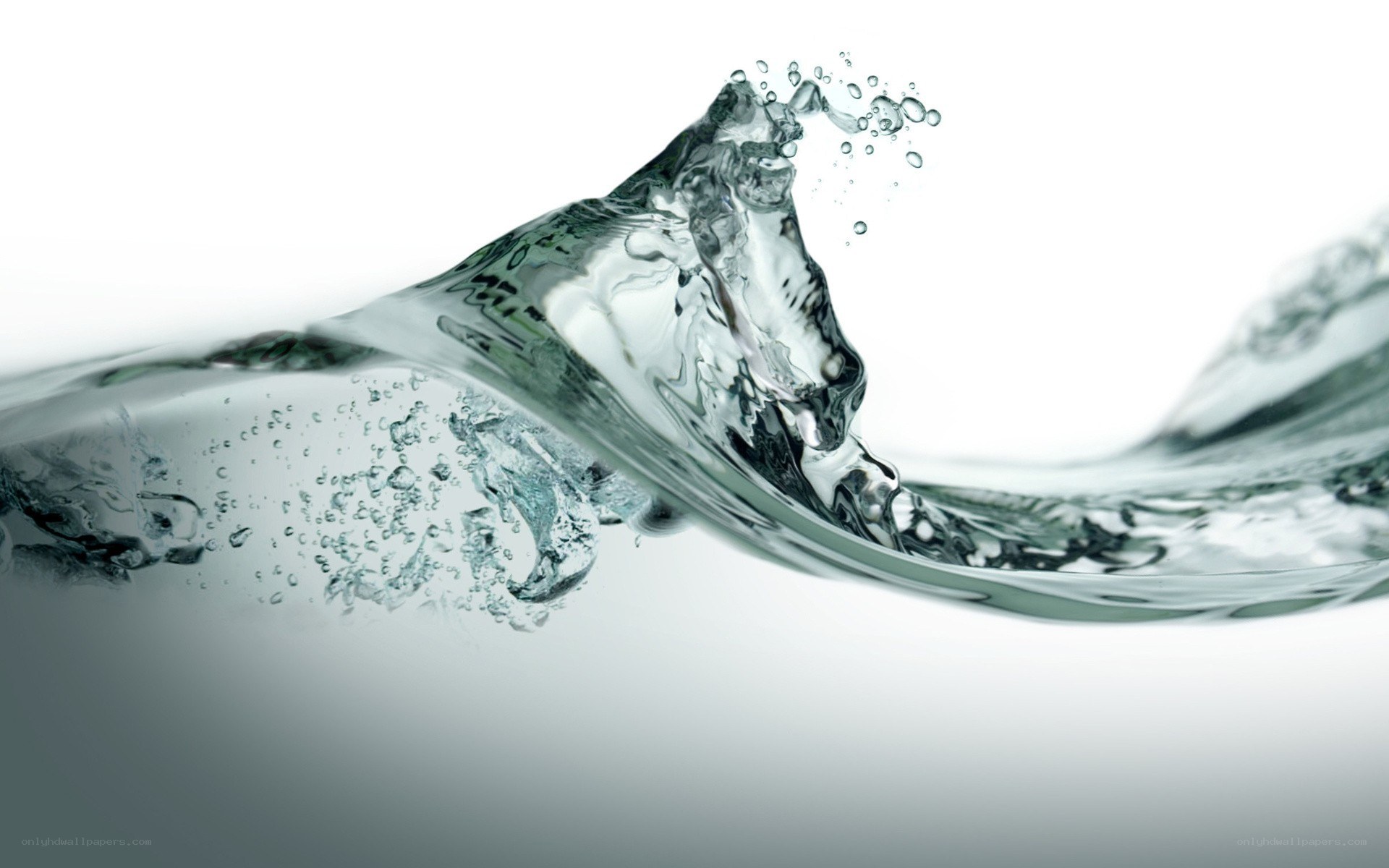 Water wave splashing