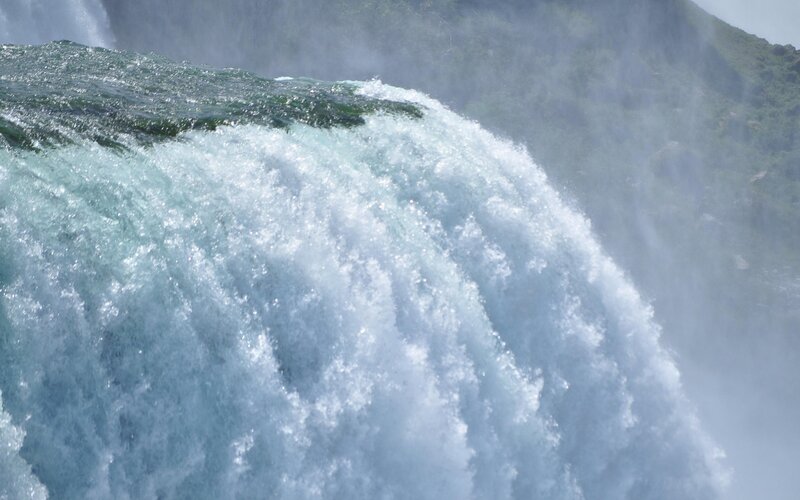Waterfall at Niagara Falls — Blue