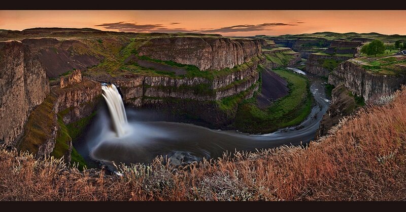 Waterfall at Palouse Falls