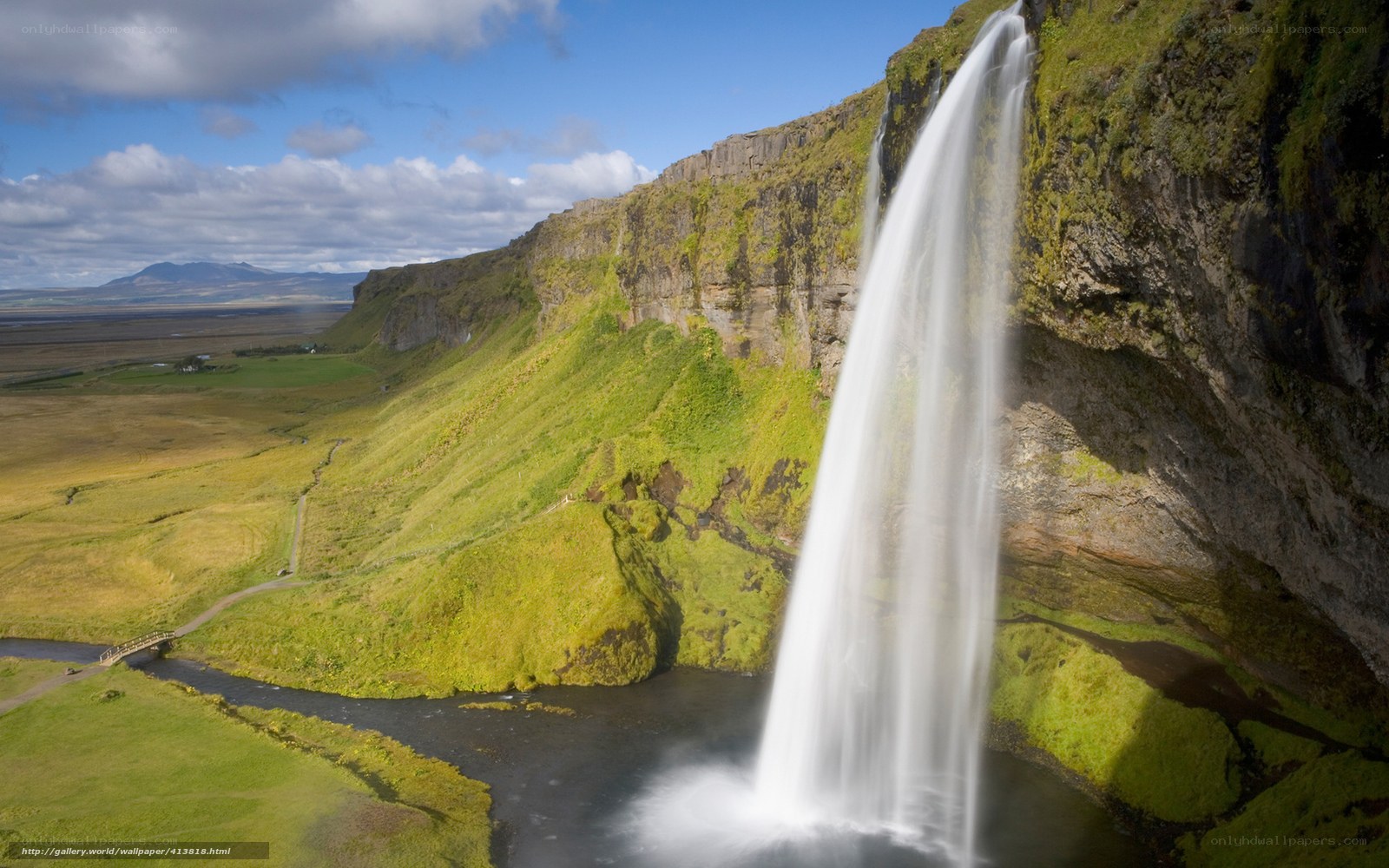 Waterfall at Seljalandsfoss