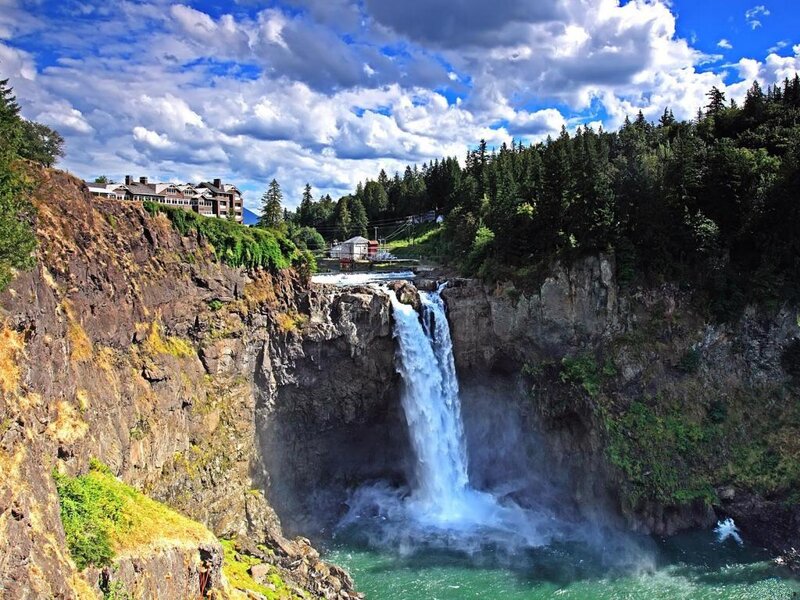 Waterfall at Snoqualmie Falls — Blue