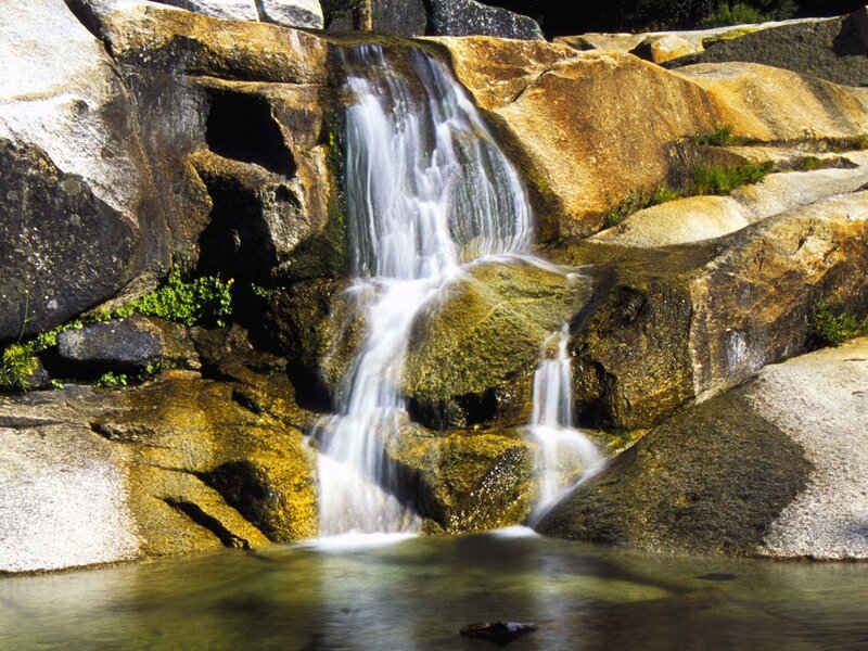 Waterfall cascading over rocks