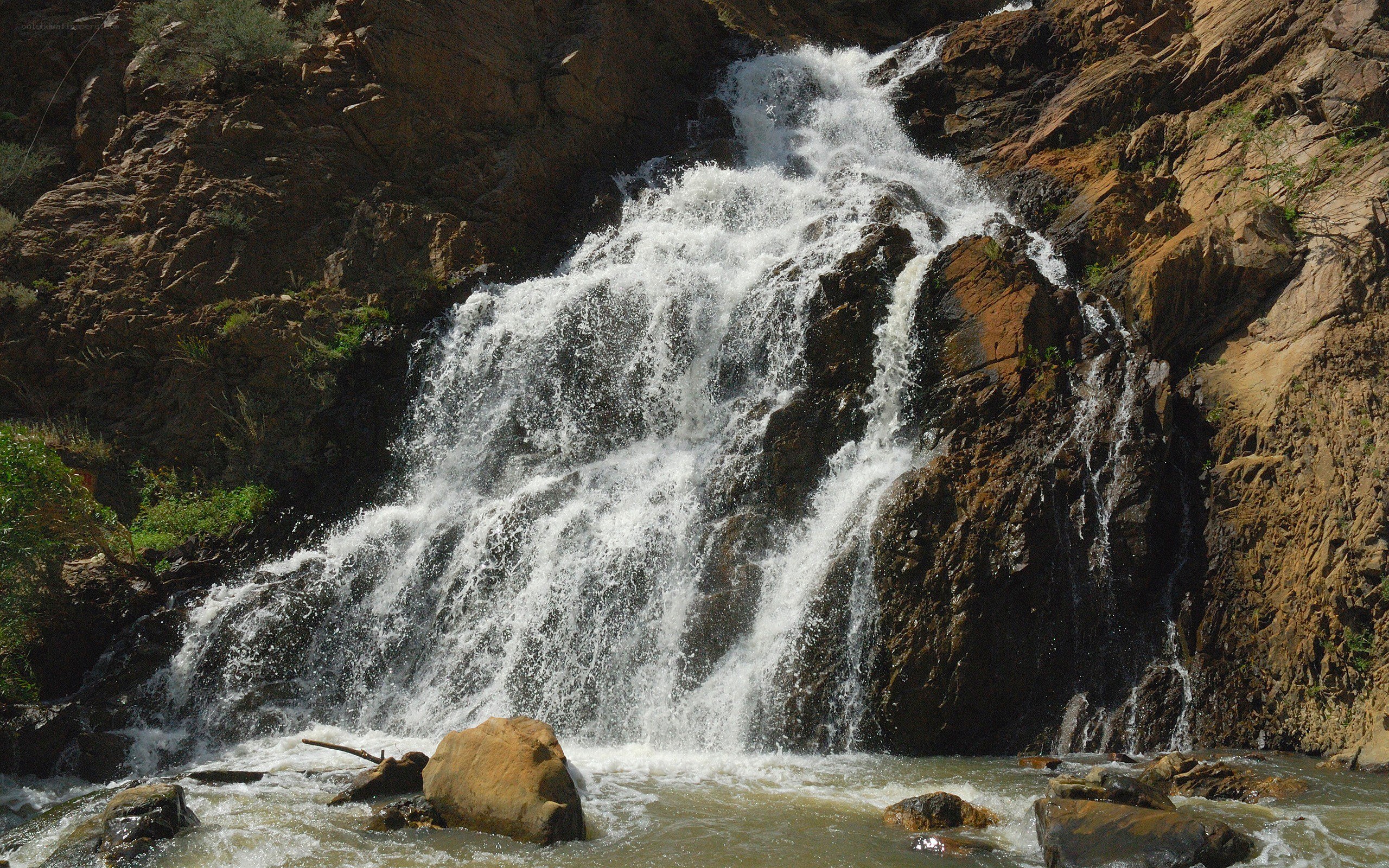 Waterfall cascading over rocks