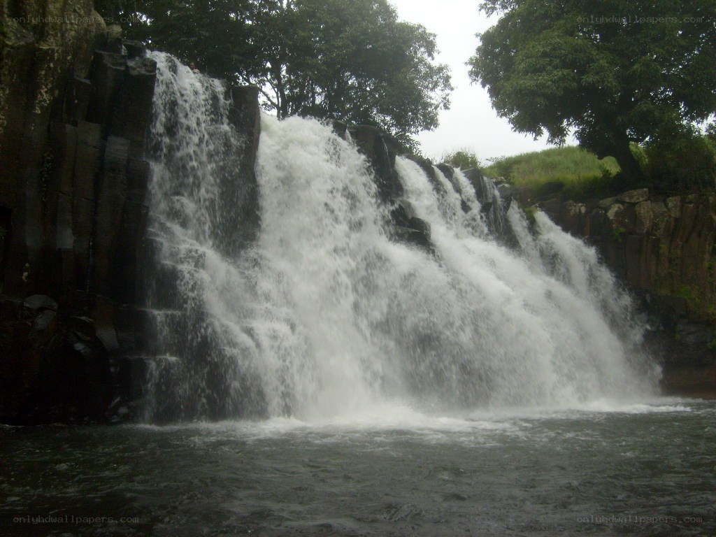 Waterfall cascading over rocks