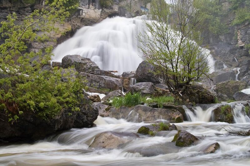 Waterfall cascading over rocks