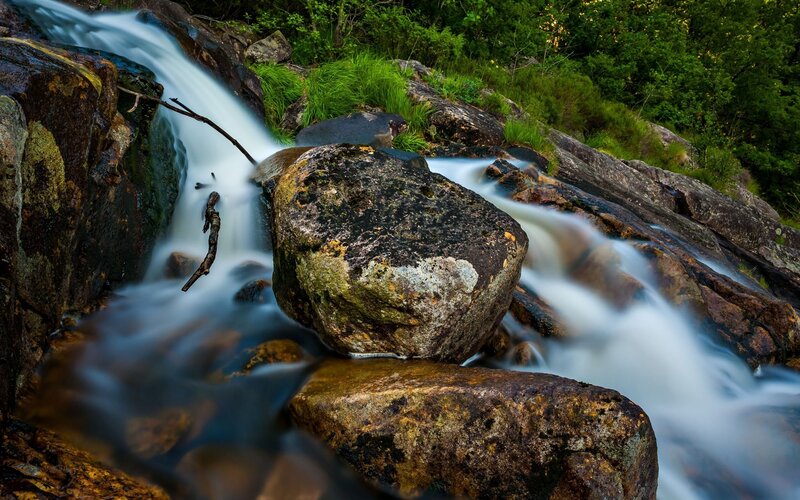 Waterfall flowing over rocks