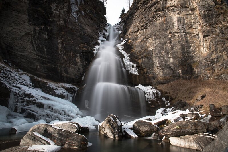Waterfall in Canyon — Gray, Dramatic, Winter